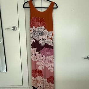 Maeve Floral Maxi-dress in Gorgeous Fall colors Sz L